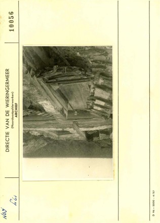 Aerial view of Salt Cay's northern reef. The wreck is the elongated narrow dark spot in the middle of the foreground.